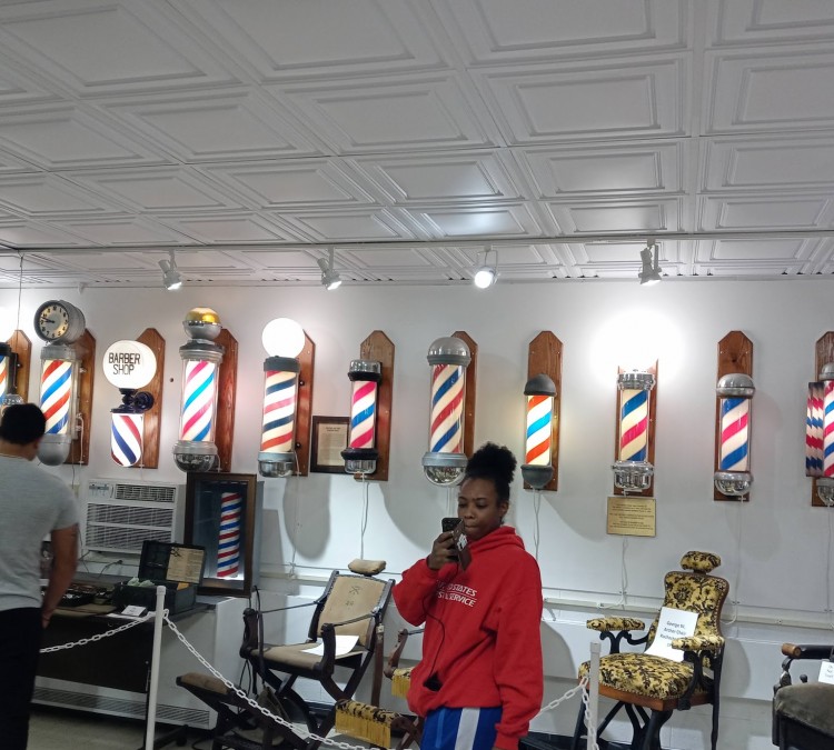 the-national-barber-museum-hall-of-fame-photo